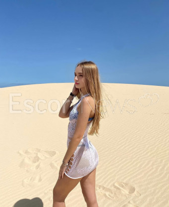 Photo escort girl Elena : the best escort service