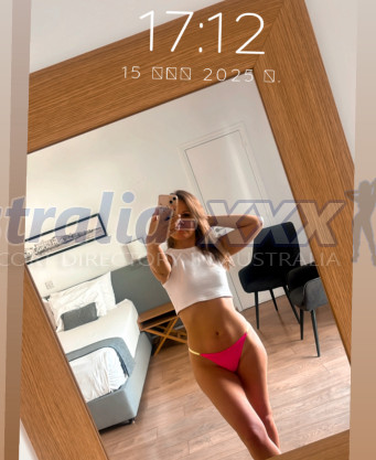 Photo escort girl Julia : the best escort service