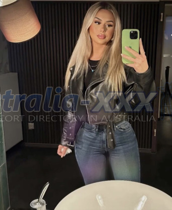 Photo escort girl CorinaBby: the best escort service