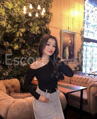 Photo escort girl ELYA: the best escort service