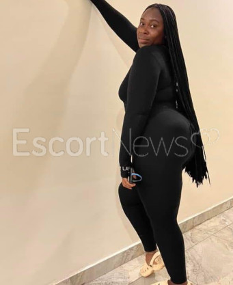 Photo escort girl Karolina: the best escort service