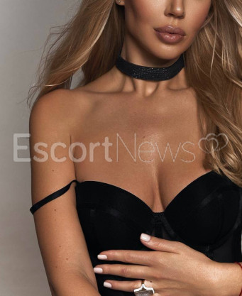 Photo escort girl Riviera: the best escort service