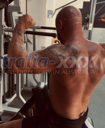 Photo escort girl Smart Romeo: the best escort service