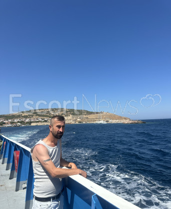 Photo escort girl Barla: the best escort service