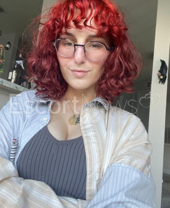 Photo escort girl Genesis : the best escort service