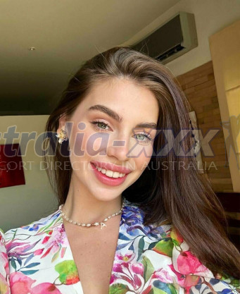 Photo escort girl Irina : the best escort service