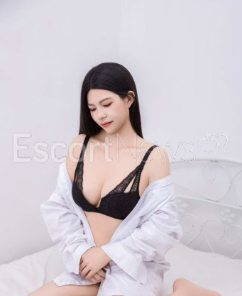 Photo escort girl yanyan: the best escort service