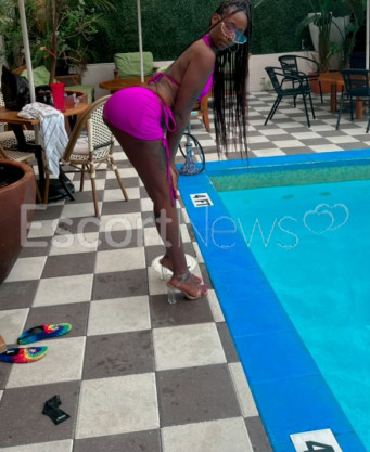 Photo escort girl Crystal springs: the best escort service