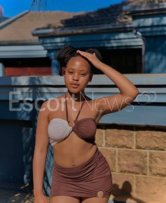 Photo escort girl Zanie: the best escort service