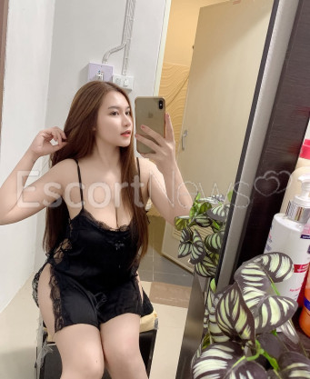 Photo escort girl Virra: the best escort service