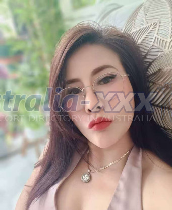 Photo escort girl linda: the best escort service
