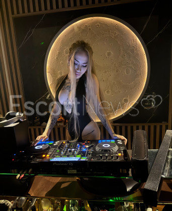 Photo escort girl Ruya: the best escort service