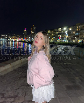 Photo escort girl MELEK : the best escort service