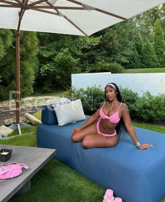 Photo escort girl Elle : the best escort service