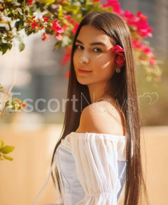 Photo escort girl JASMIN: the best escort service