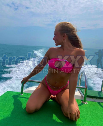 Photo escort girl Milla: the best escort service
