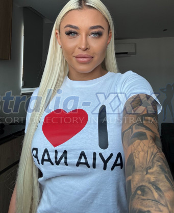 Photo escort girl Giulia: the best escort service