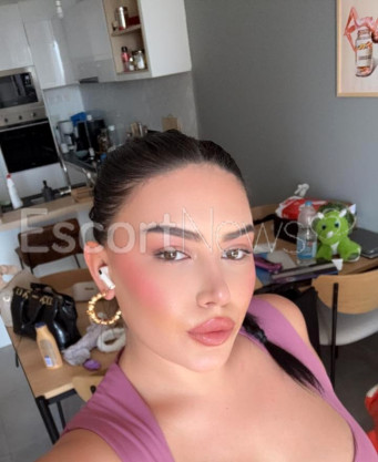 Photo escort girl Lora: the best escort service