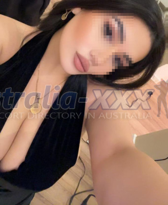 Photo escort girl Huda: the best escort service