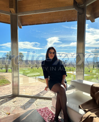 Photo escort girl Amelia: the best escort service