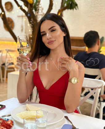 Photo escort girl Monika: the best escort service