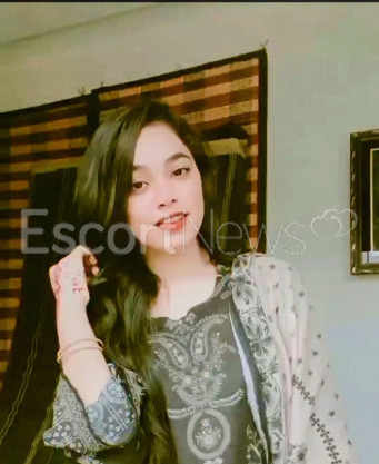 Photo escort girl Amrita: the best escort service