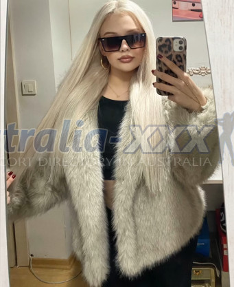 Photo escort girl Damla: the best escort service