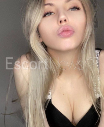 Photo escort girl Lesya: the best escort service