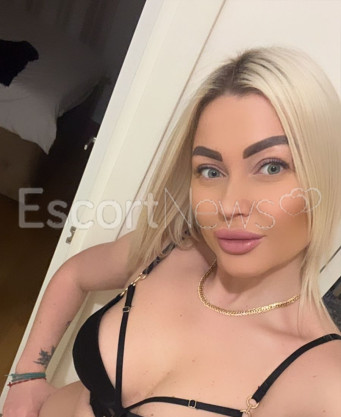 Photo escort girl Masha: the best escort service