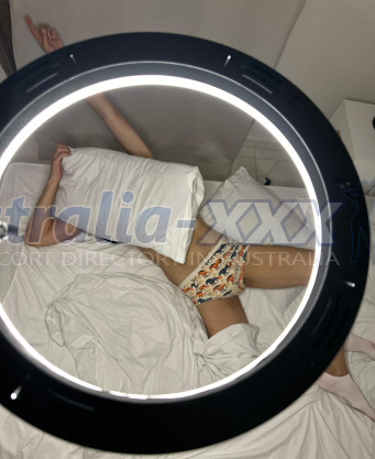 Photo escort girl LEON: the best escort service