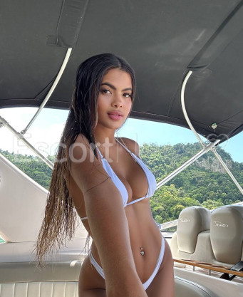 Photo escort girl Jumanji: the best escort service