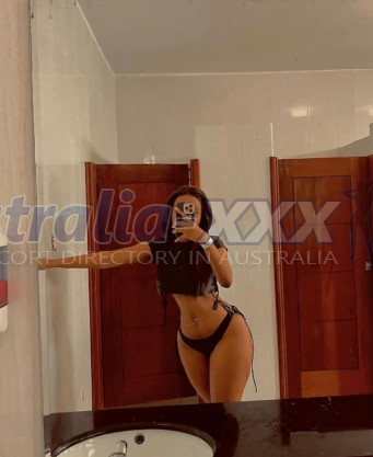 Photo escort girl Tasha Shan : the best escort service