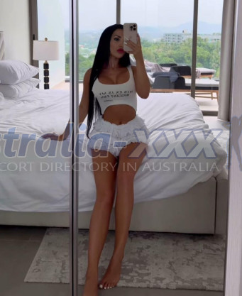 Photo escort girl DIANA: the best escort service