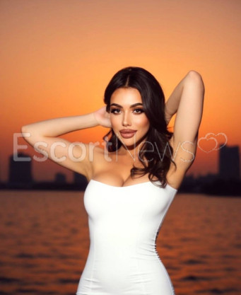 Photo escort girl Kira: the best escort service