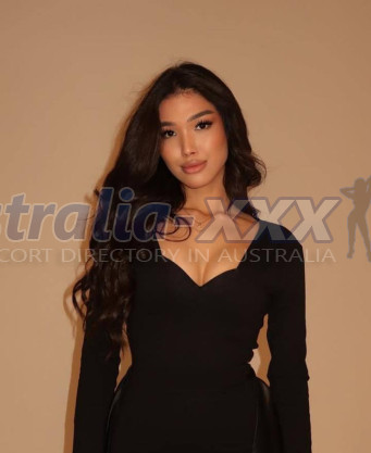 Photo escort girl Zullia: the best escort service