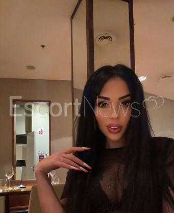Photo escort girl Emilya: the best escort service