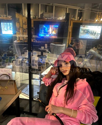 Photo escort girl Emma: the best escort service