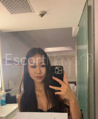 Photo escort girl Miya Love: the best escort service