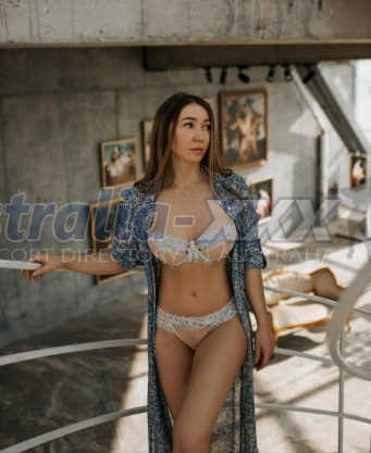 Photo escort girl Tina: the best escort service