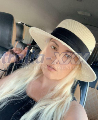 Photo escort girl Jennia: the best escort service