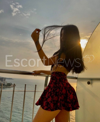 Photo escort girl Ceyda: the best escort service