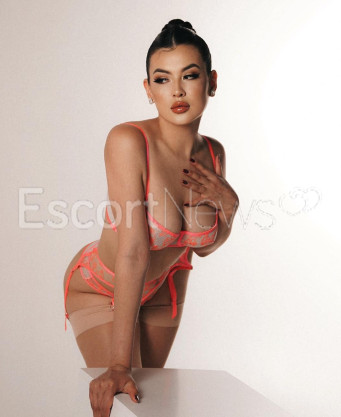 Photo escort girl Sahar: the best escort service