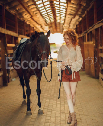 Photo escort girl ALEXANDRIANA: the best escort service