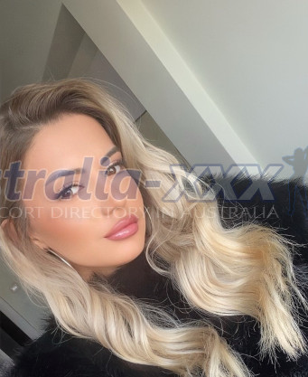 Photo escort girl aleyna: the best escort service