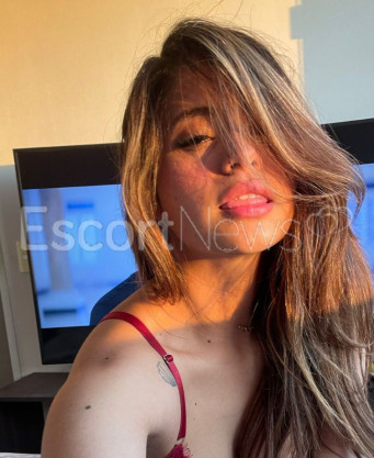 Photo escort girl Mia: the best escort service