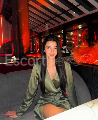 Photo escort girl Ella: the best escort service