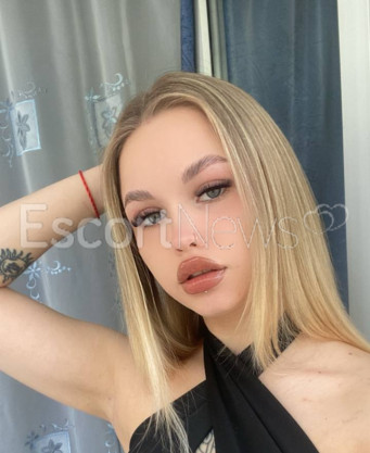 Photo escort girl Masha: the best escort service