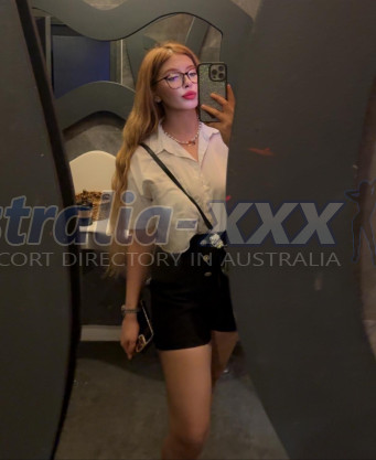Photo escort girl Linayse: the best escort service