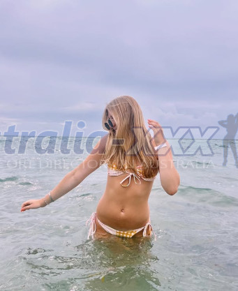 Photo escort girl Mine: the best escort service