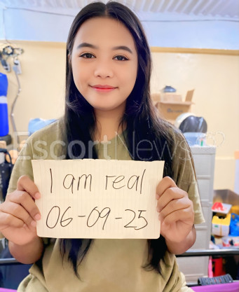 Photo escort girl Akie: the best escort service